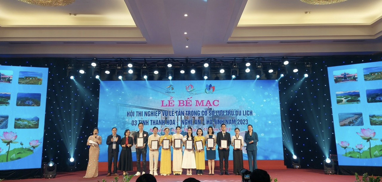 Cac-khach-san-Muong-thanh-gianh-giai-thuong-hoi-thi-nghiep-vu-1
