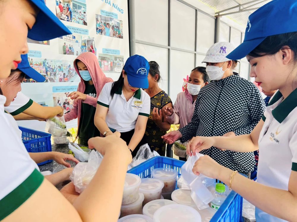 Muong-Thanh-Grand-Da-Nang-chuong-trinh-tu-thien-3