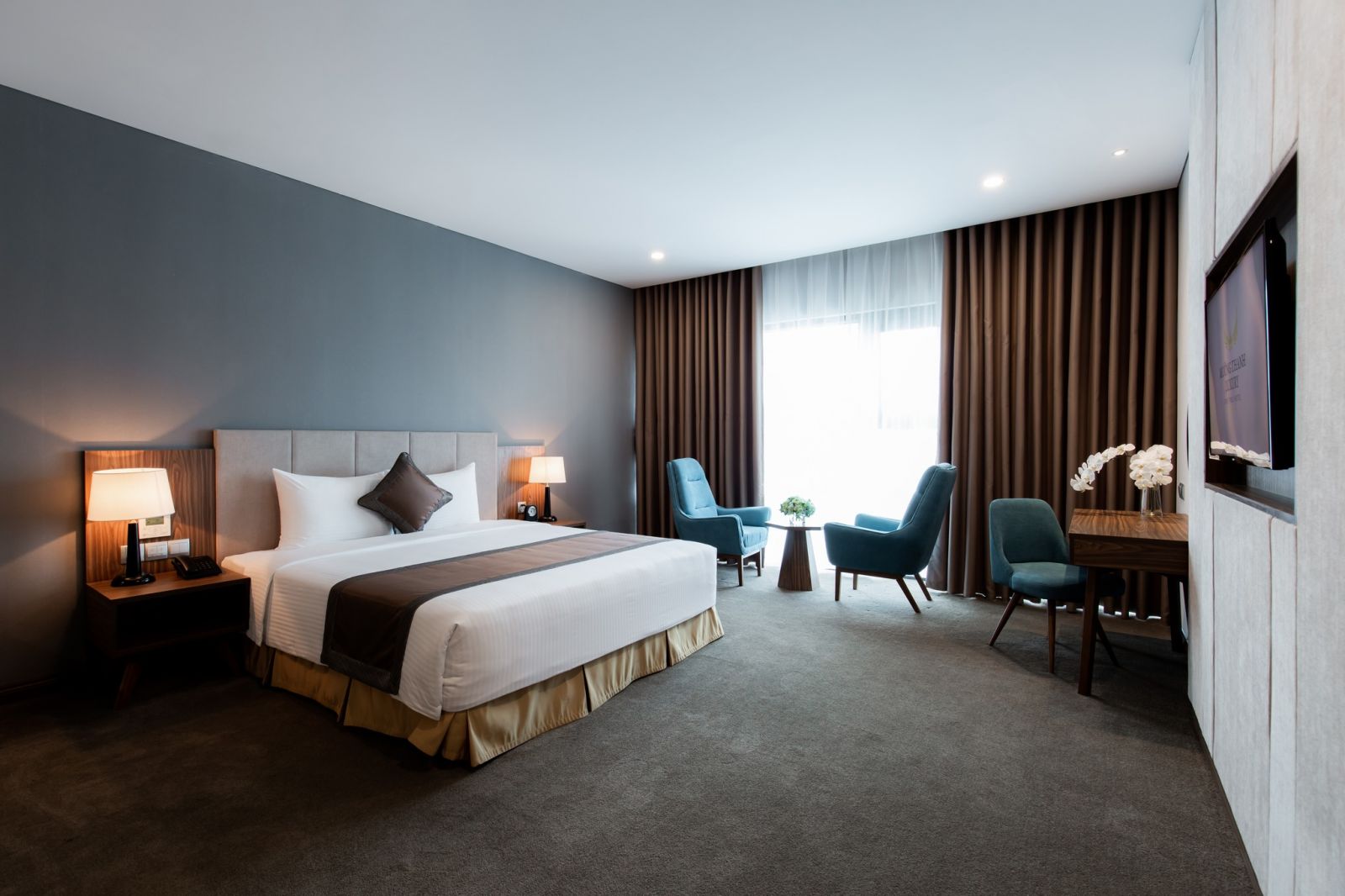Muong-thanh-luxury-vien-trieu-phong-nghi