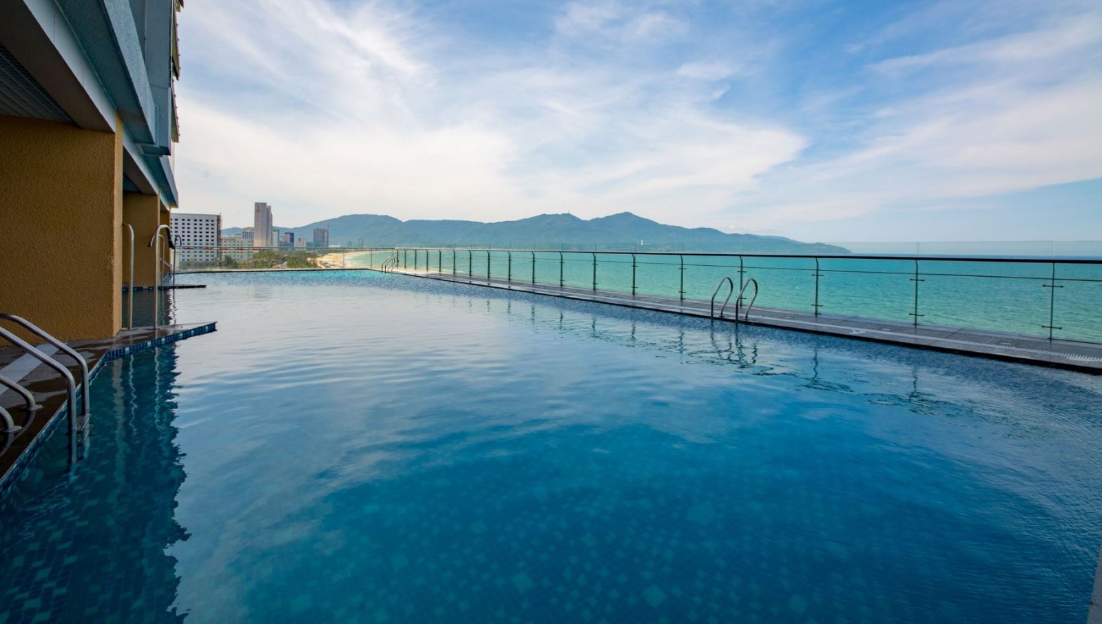 Tripadvisor-muong-thanh-luxury-da-nang-2