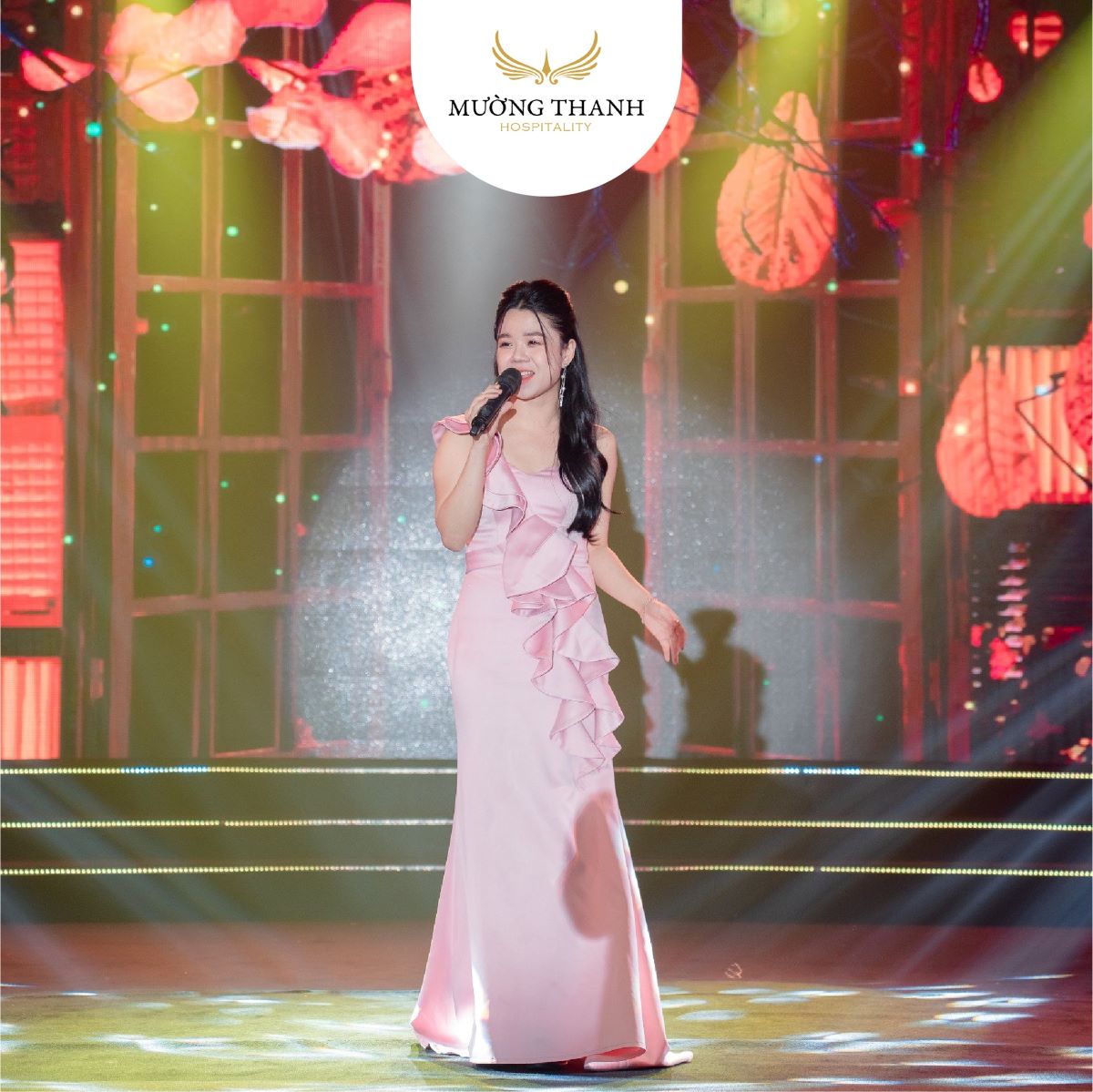 Uu-dai-tiec-tai-Muong-Thanh-Luxury-Song-Lam-3