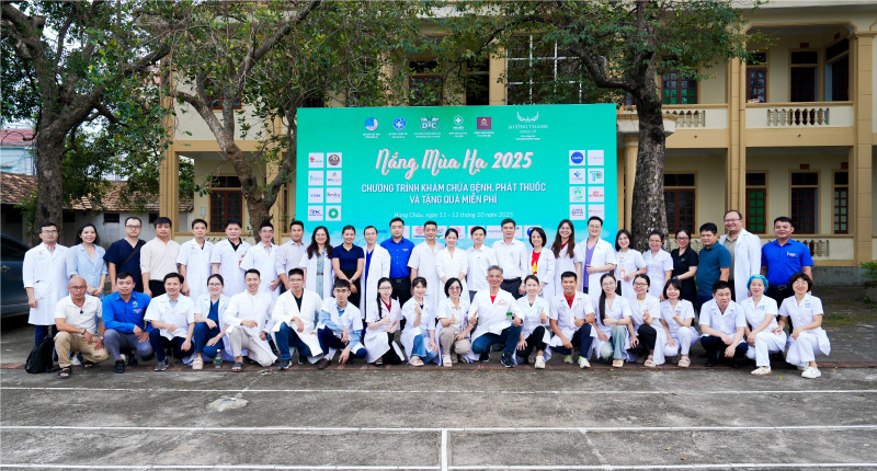 doi-ngu-y-bac-si-trong-chuong-trinh-nang-mua-ha-2025