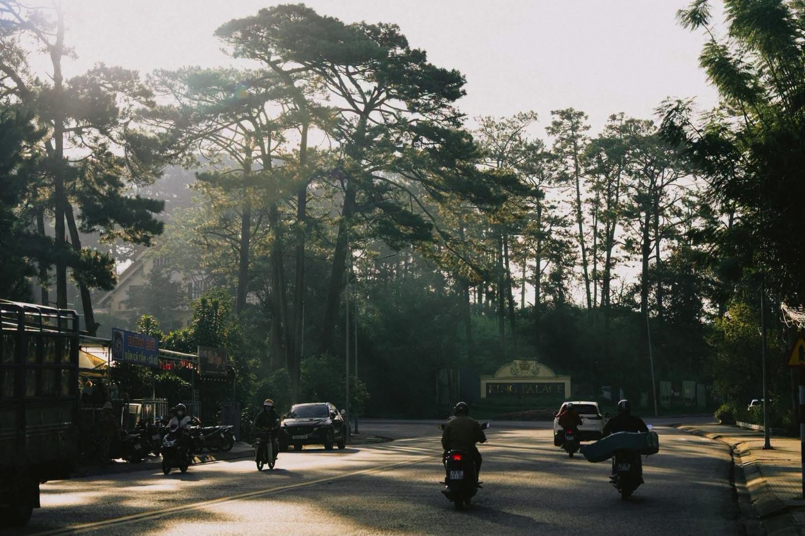 khung-canh-da-lat-buoi-sang-1