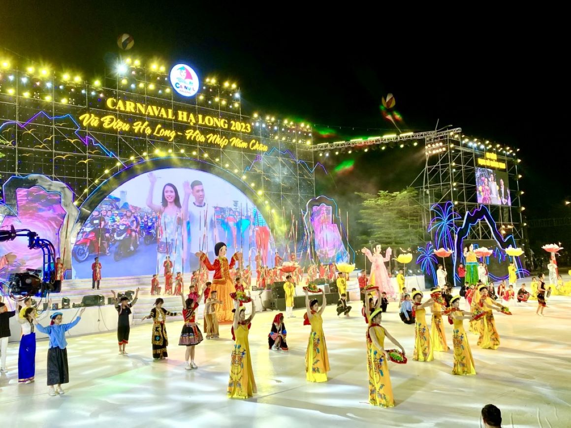 le-hoi-carnaval-tai-quang-ninh-1