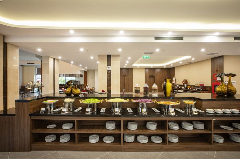 nha-hang-buffet-tai-muong-thanh-luxury-moc-chau