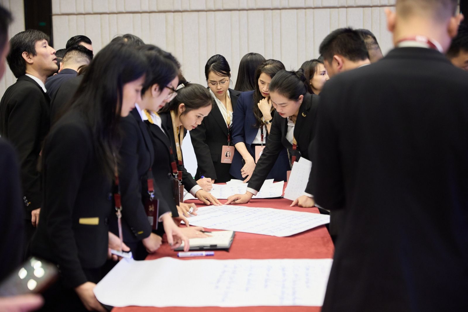 thao-luan-trong-gm-meeting-2026