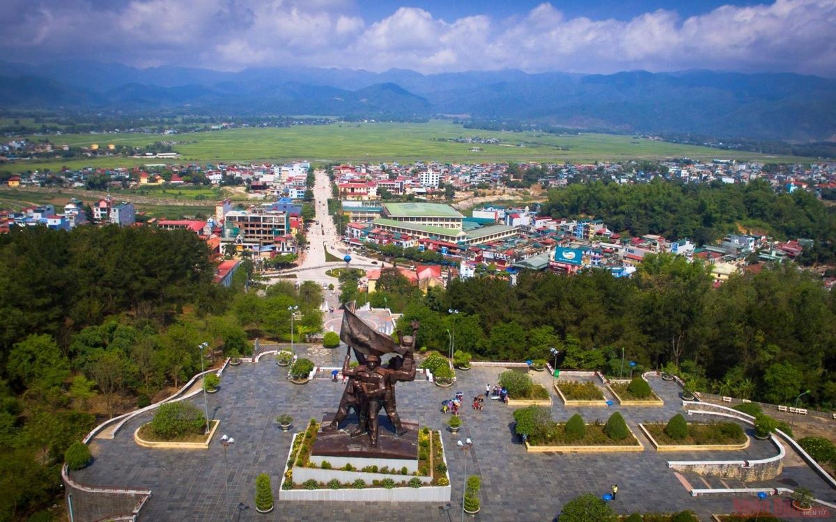 tuong-dai-chien-thang-dien-bien-phu